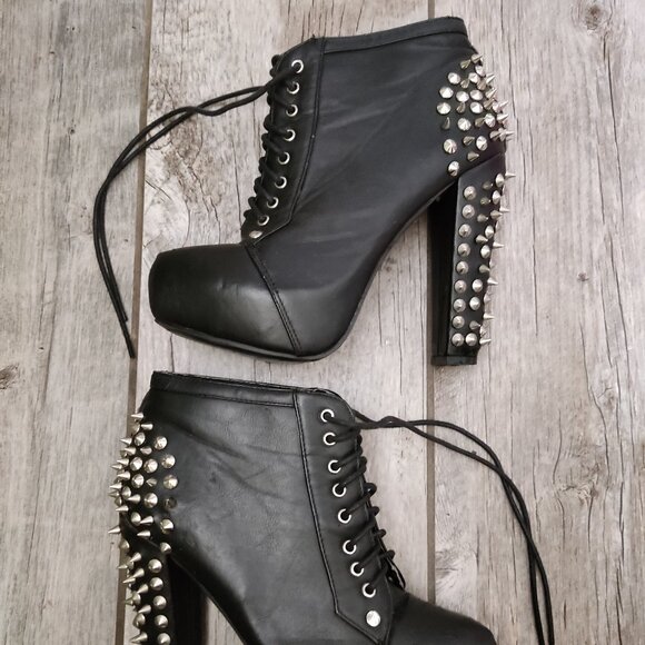 Chix | chunky platform ankle boots with metal spikes and studs | Size 39 | UK 6 - Picture 2 of 16